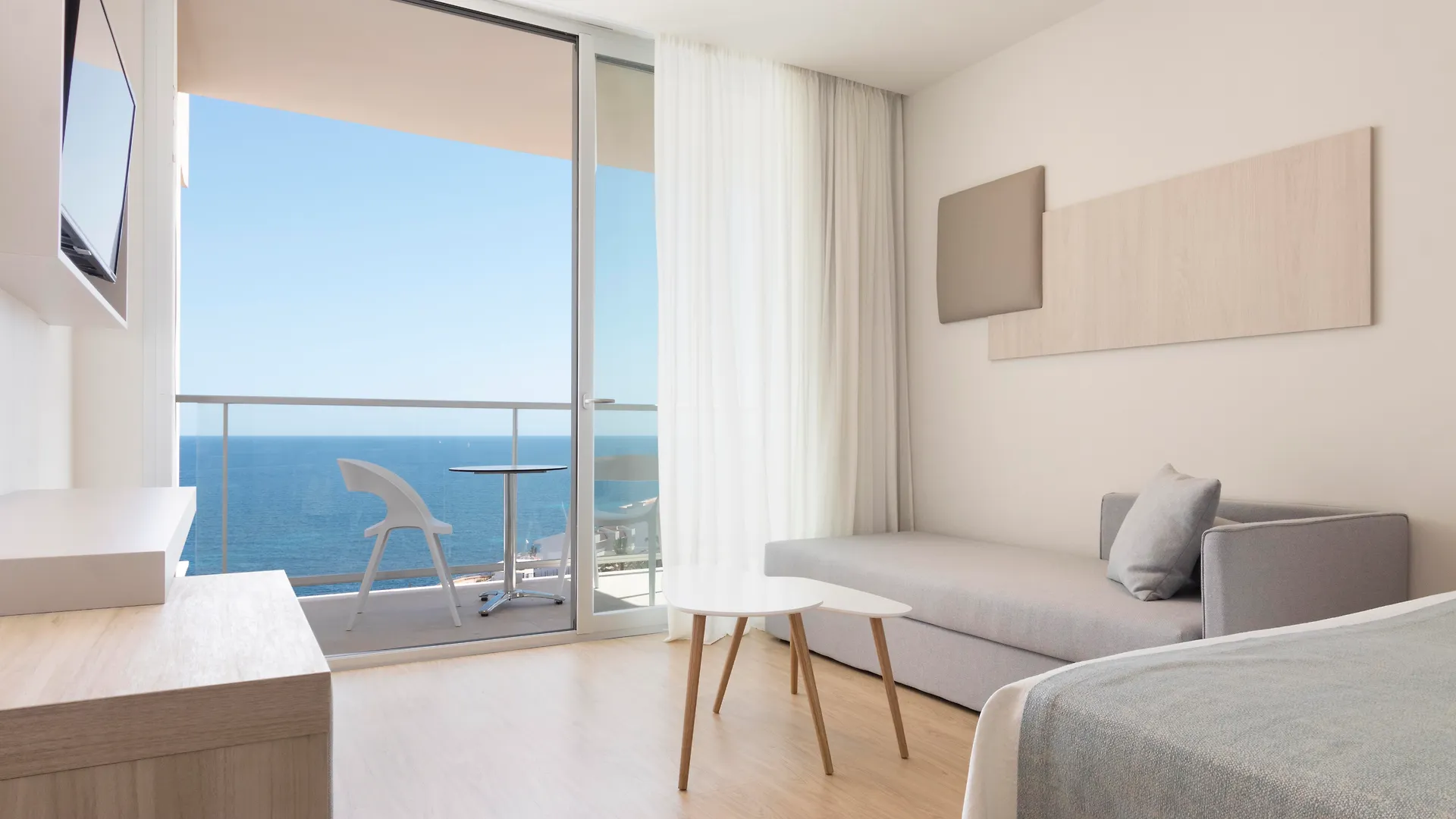Hotel Palia Maria Eugenia Calas de Mallorca Spain