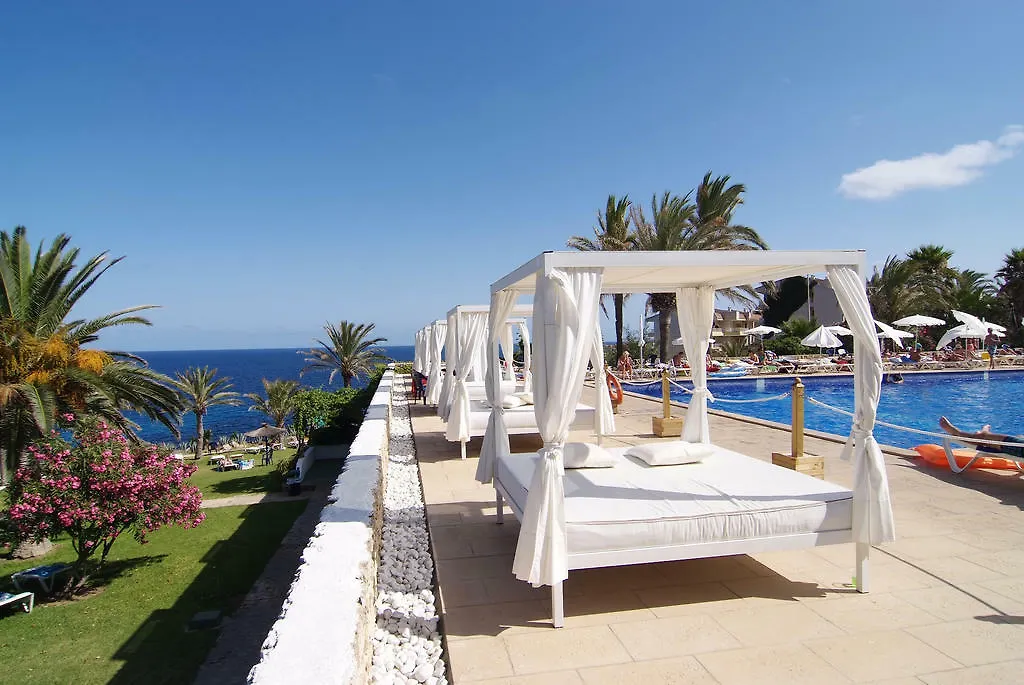 Hotel Palia Maria Eugenia Calas de Mallorca Spain